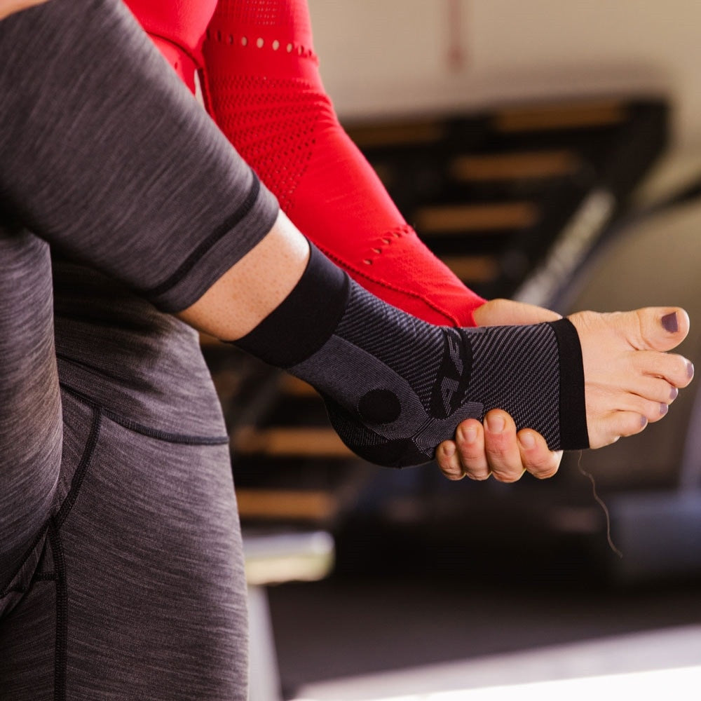 OS1st AF7 Ankle Bracing Sleeve | Pickleball Sports